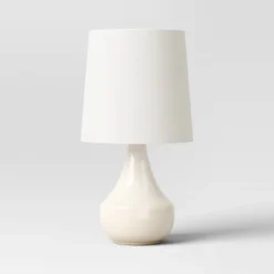 Montreal Wren Assembled Table Lamp White - Threshold™ 7 Montreal Wren Assembled Table Lamp White - Threshold™ -Decor Home GUEST c58fb750 83fe 40a7 be80 05100a364310